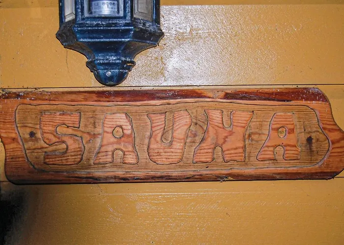 In With Sauna *