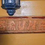 In With Sauna *